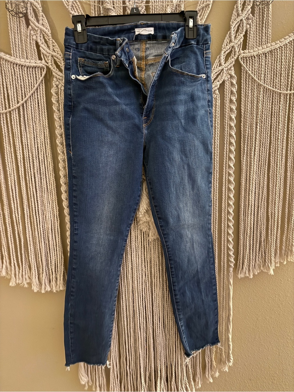 Good American Slim High-Rise Skinny Jeans — Medium Blue Wash